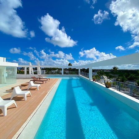 Rooftop Pool Ducassi Suites - Playa Bavaro - Free Wifi & Parking - Best Location 푼타 카나 외부 사진